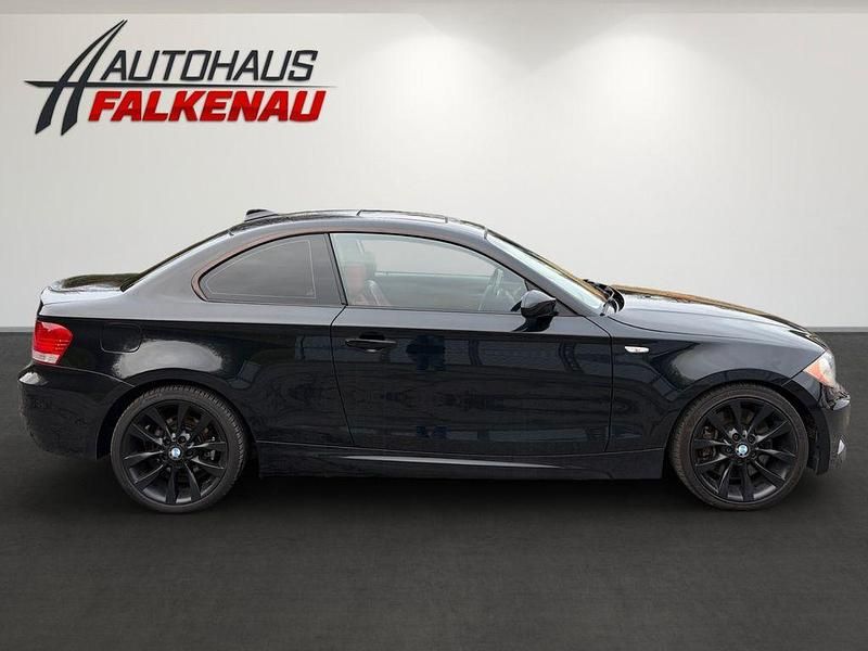 Gebraucht BMW 135 Performance 306 PS (225 kW) 2008 Schwarz Kleinwagen