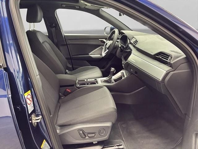 Gebraucht Audi Q3 S-Line 150 PS (110 kW) 2025 Navarrablau metallic SUV