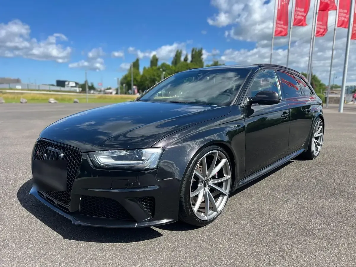 Gebraucht Audi RS4 Ambiente 450 PS (330 kW) 2013 Schwarz Kombi