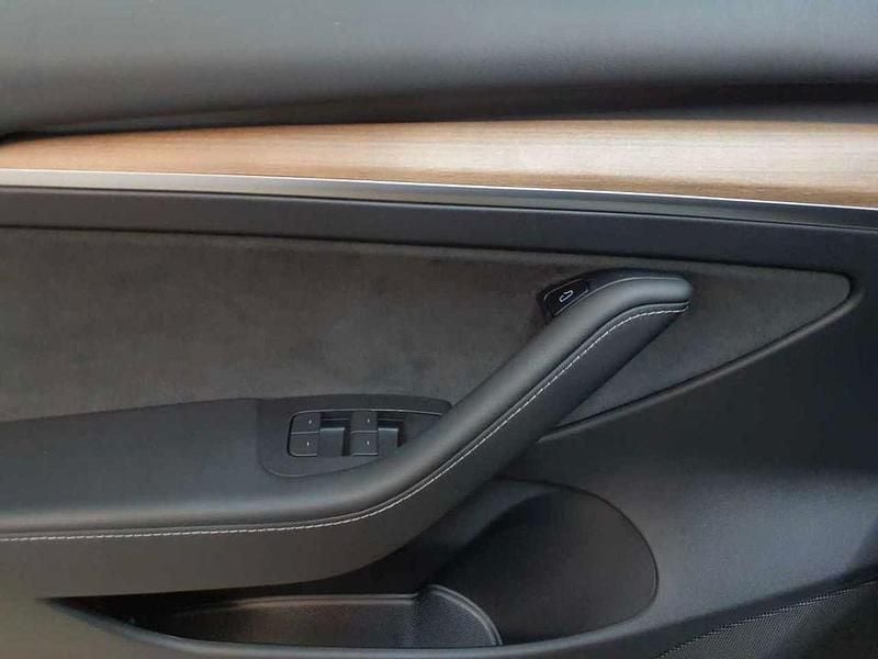 Gebraucht Tesla Model 3 377 kW (513 PS) 2022 Weiß Limousine