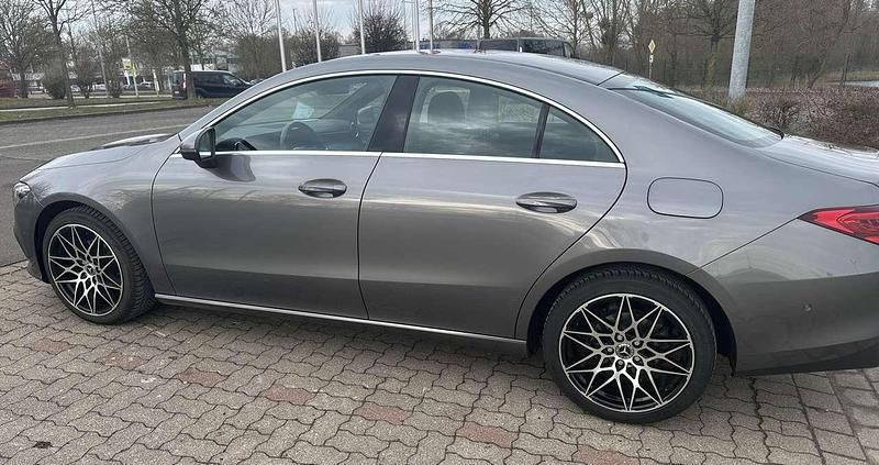 Gebraucht Mercedes CLA180 Progressive 136 PS (100 kW) 2021 Limousine