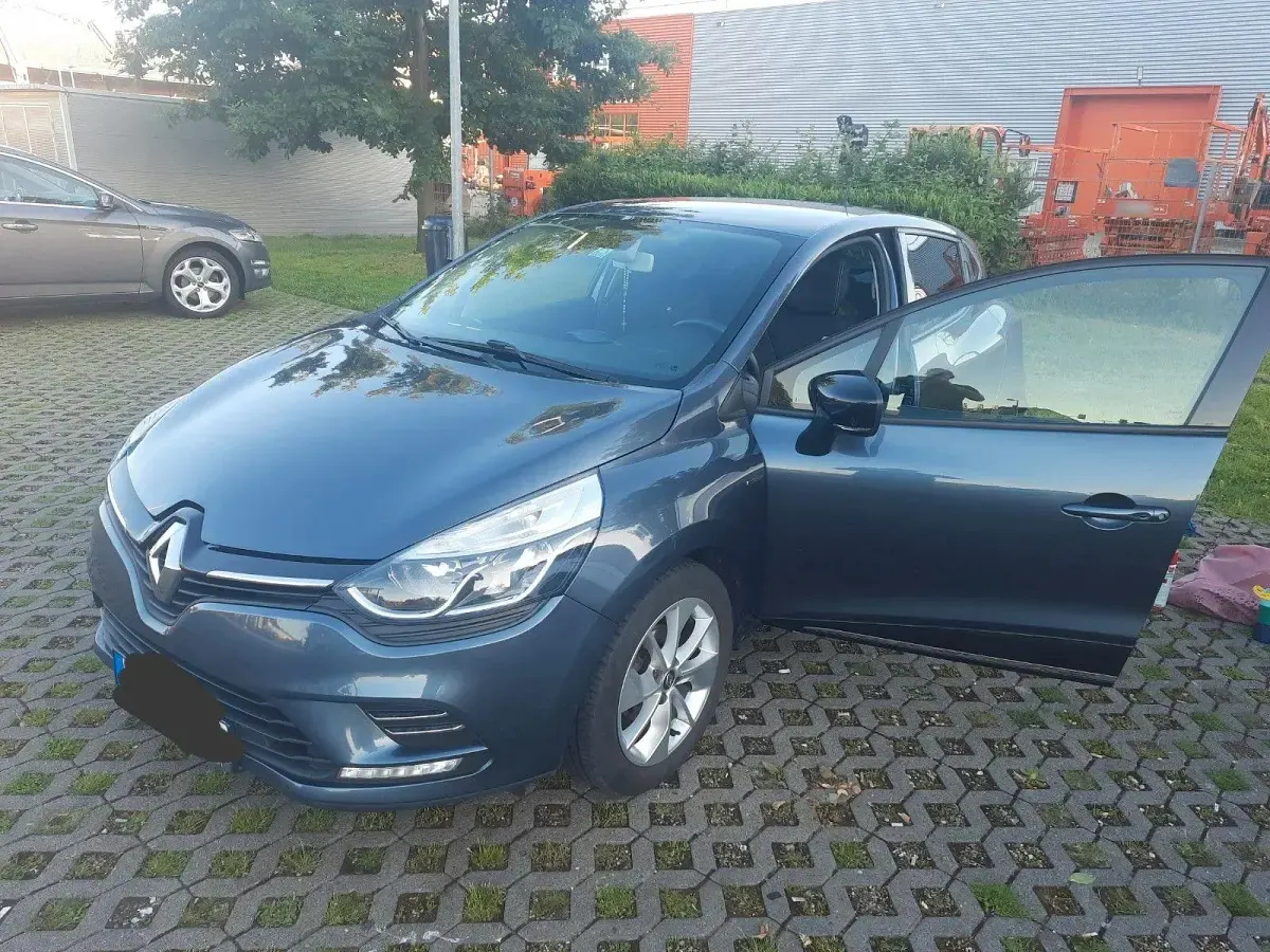 Gebraucht Renault Clio LIMITED 90 PS (66 kW) 2017 Schwarz Kleinwagen