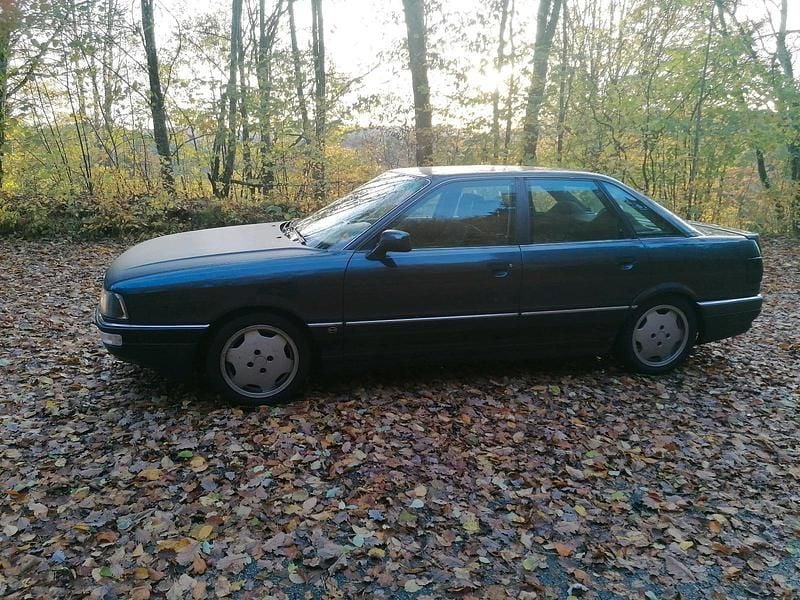 Blau Gebraucht 2025 Audi 90 Limousine | 5.000 € - Bild 1/4