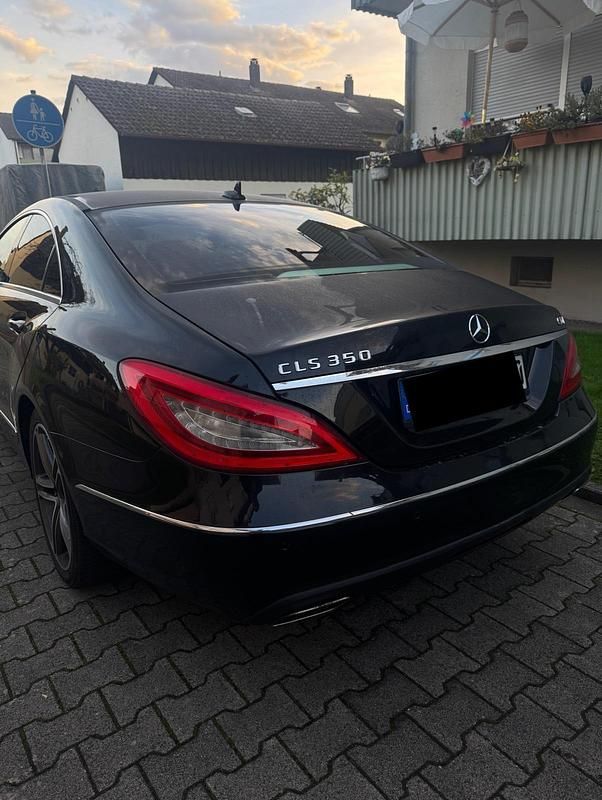 Gebraucht Mercedes CLS350 265 PS (194 kW) 2011 Schwarz Limousine