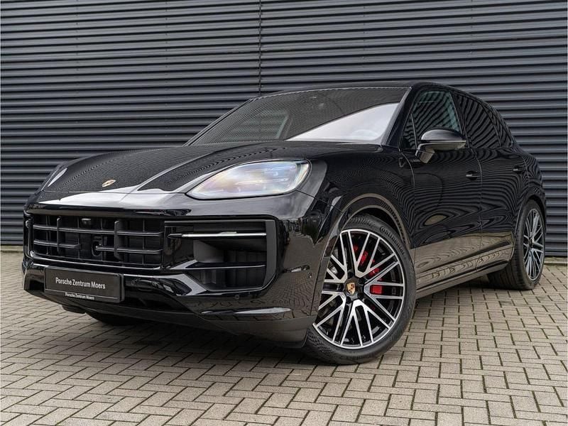 Schwarz Neu 2026 Porsche Cayenne Turbo SUV | 140.900 € - Bild 1/4