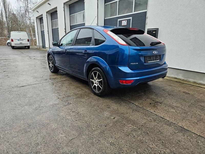 Gebraucht Ford Focus Style 101 PS (74 kW) 2009 Blau Limousine