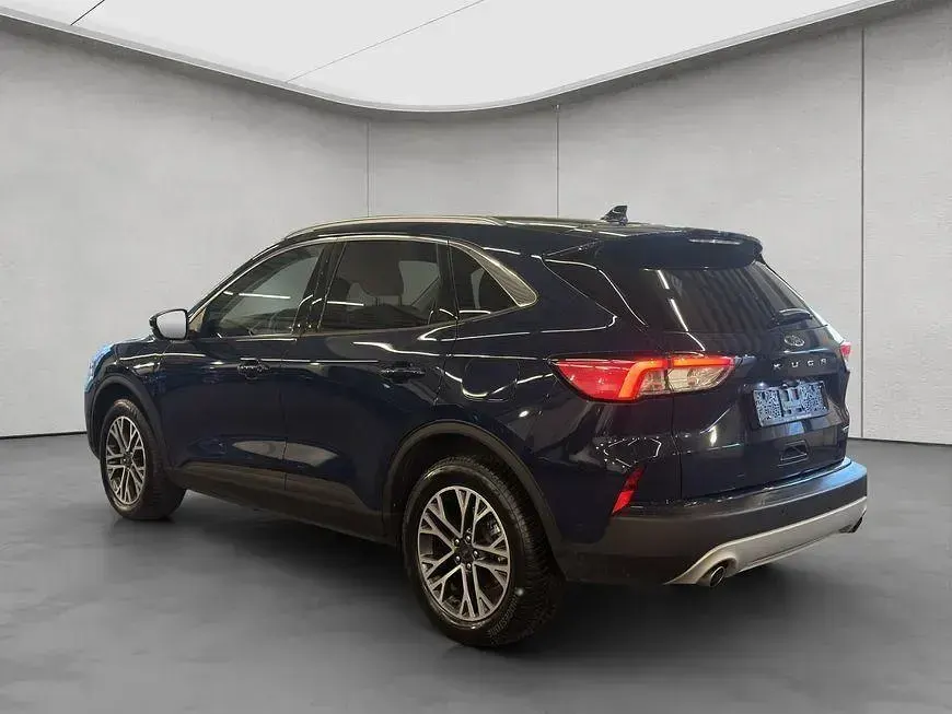 Używany Ford Kuga Titanium 224 KM (164 kW) 2022 Niebieski SUV