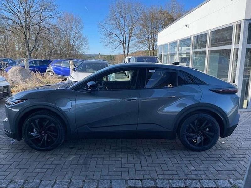 Neu Toyota C-HR+ 164 kW (224 PS) 2026 Mineral met. SUV
