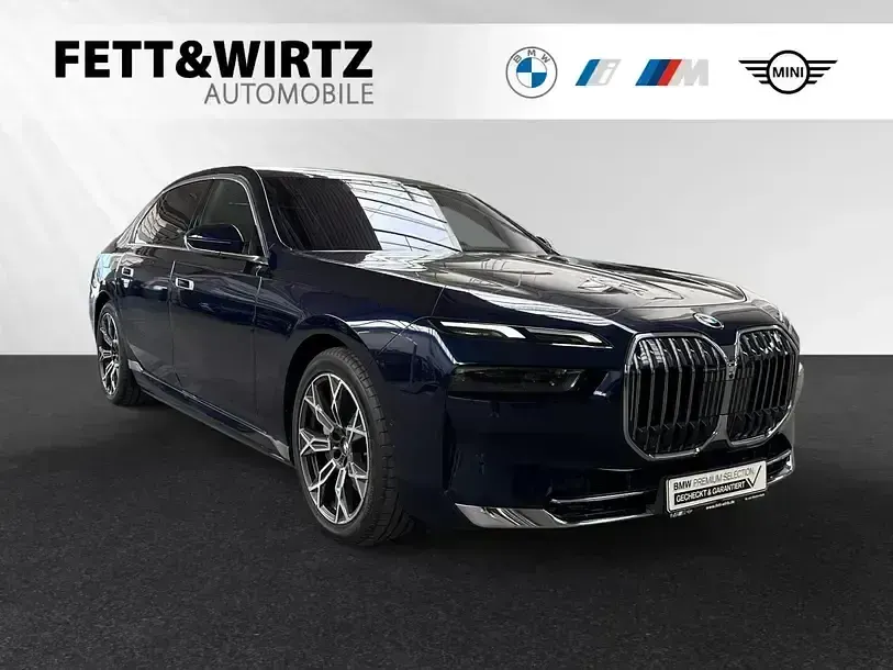 Używany BMW 750e Comfort Edition 489 KM (359 kW) 2025 Sedan/Limuzyna