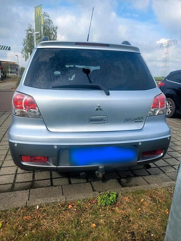 Gebraucht Mitsubishi Outlander 136 PS (100 kW) 2004 Silber SUV