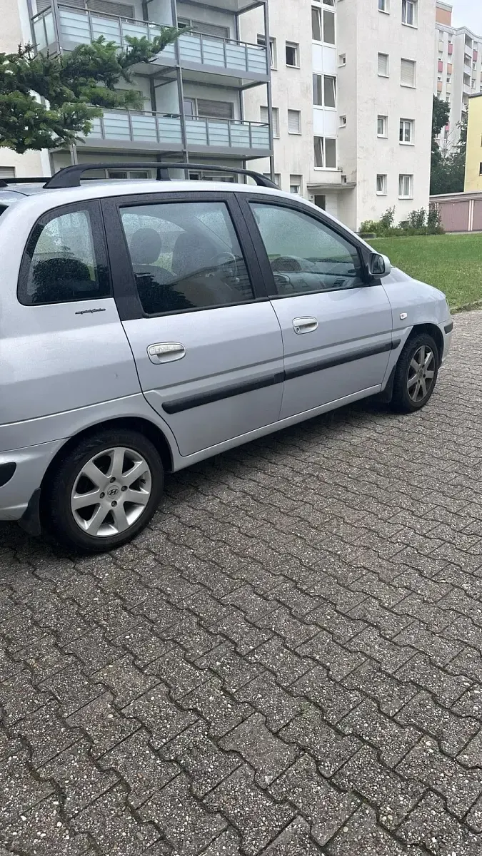 Gebraucht Hyundai Matrix 122 PS (89 kW) 2005 Grau Van / Kleinbus