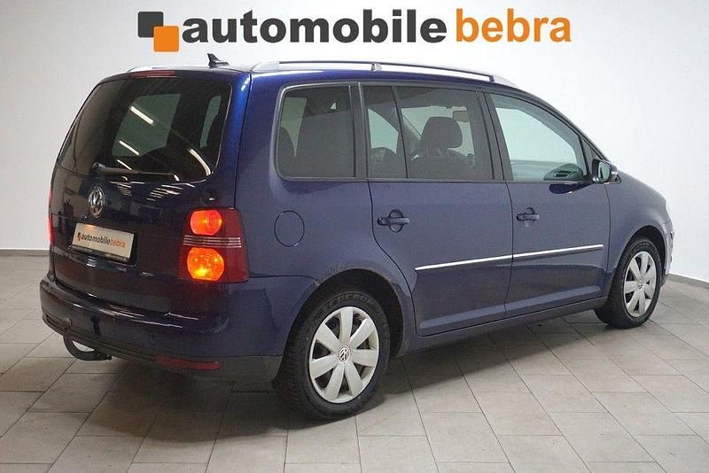 Gebraucht VW Touran Highline 140 PS (102 kW) 2010 Blau Van / Kleinbus