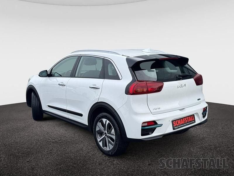 Gebraucht Kia e-Niro Vision 150 kW (204 PS) 2022 Weiss (clear white) SUV