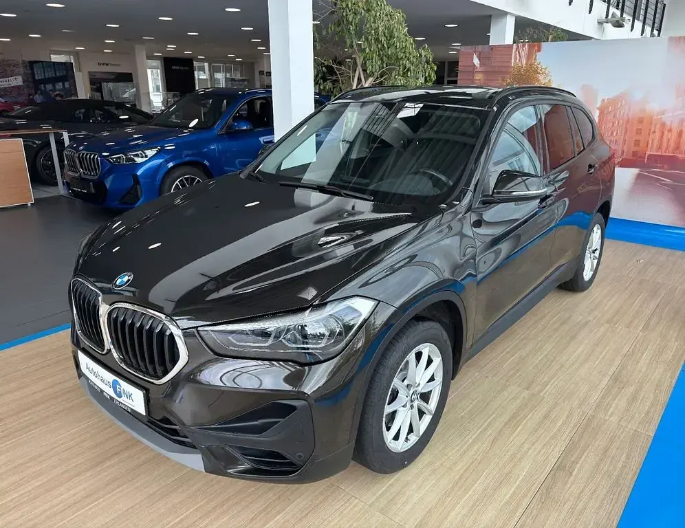 Gebraucht BMW X1 Advantage 140 PS (102 kW) 2020 Sparkling storm brillanteffekt SUV