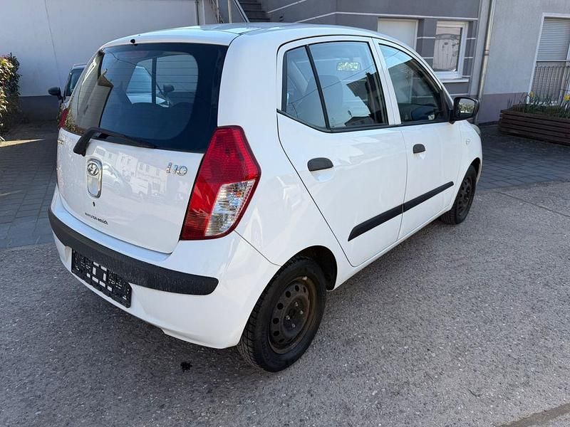 Gebraucht Hyundai i10 Edition+ 67 PS (49 kW) 2009 Weiß Kleinwagen
