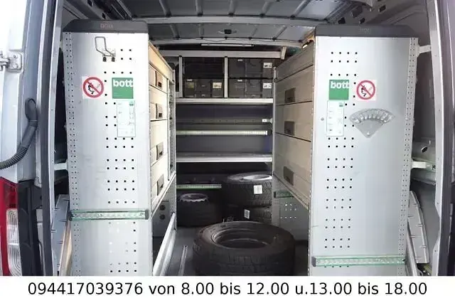 Gebraucht Mercedes Sprinter 143 PS (105 kW) 2020 Silber Van