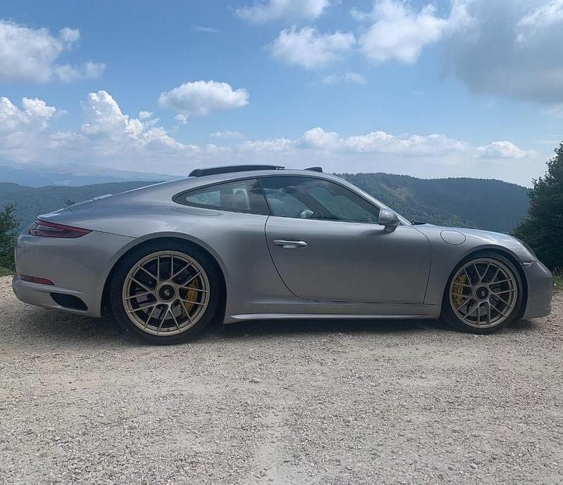 Usata Porsche 911 450 CV (330 kW) 2017 Argento Coupé