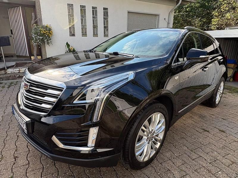 Schwarz Gebraucht 2017 Cadillac XT5 SUV | 26.500 € (Teuer) - Bild 1/4