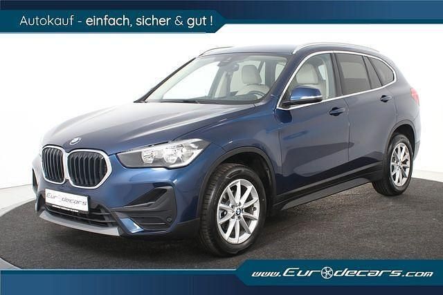 Blau Gebraucht 2020 BMW X1 Sport Line SUV | 21.400 € (Fairer Preis) - Bild 1/4