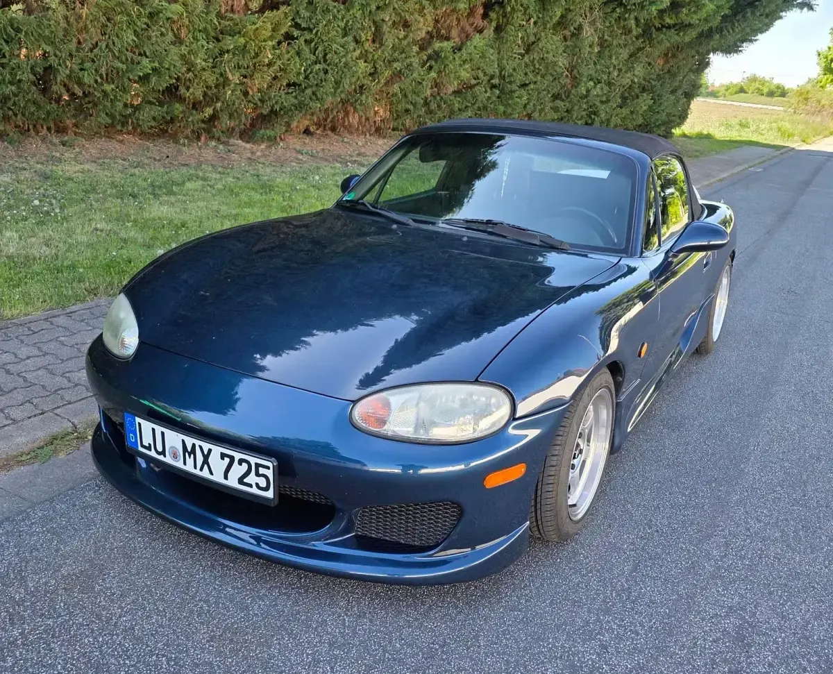 Gebraucht Mazda MX5 110 PS (80 kW) 1998 Blau Cabrio