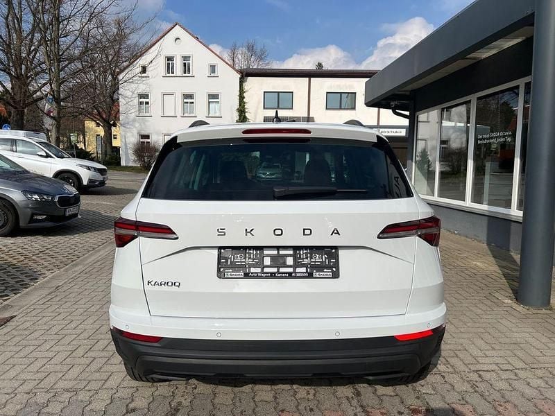 Gebraucht Skoda Karoq 150 PS (110 kW) 2026 Weiß SUV