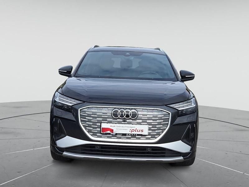 Mythosschwarz metallic Gebraucht 2022 Audi Q4 e-tron S-Line SUV | 36.880 € (Guter Preis) - Bild 1/4