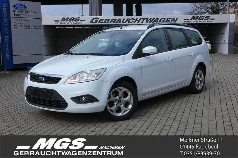 Brugt Ford Focus Style 101 HK (74 kW) 2009 Hvid Stationcar