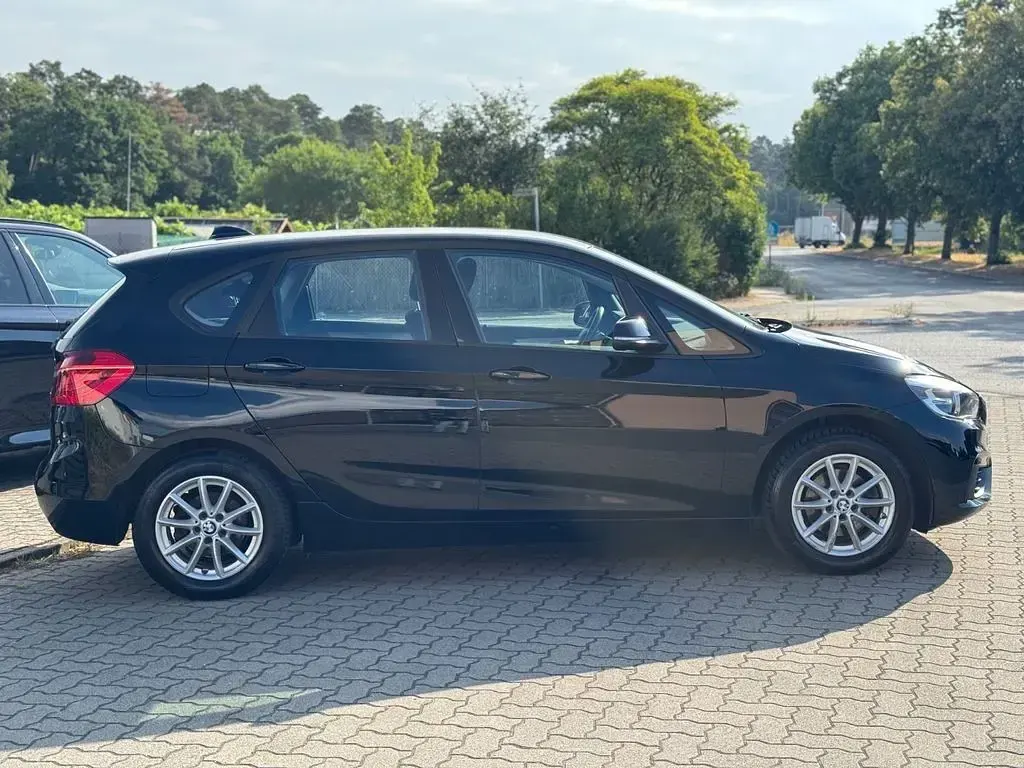 Gebraucht BMW 218 Active Tourer Advantage 136 PS (100 kW) 2017 Schwarz Van / Kleinbus