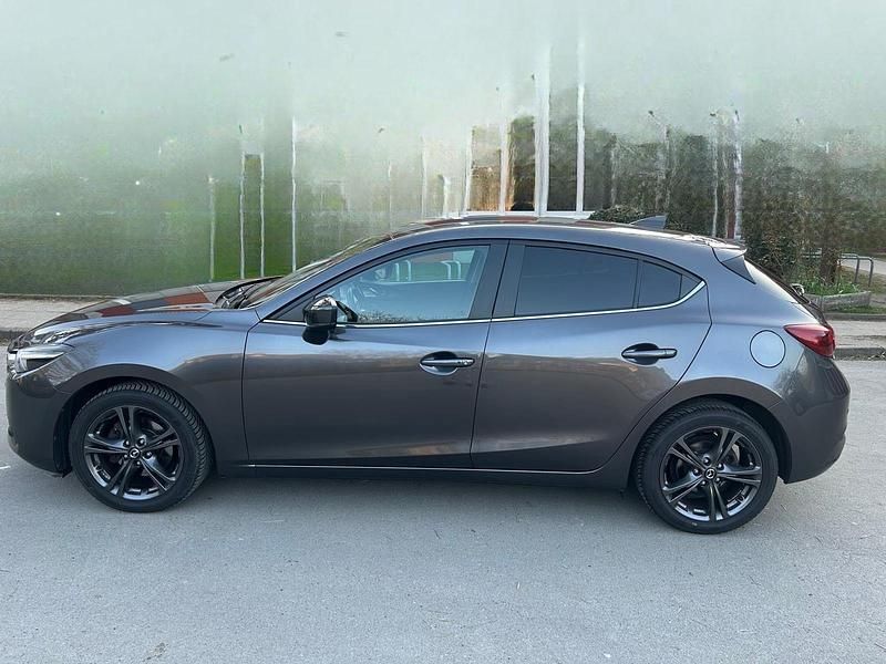 Gebraucht Mazda 3 119 PS (87 kW) 2018 Grau Limousine