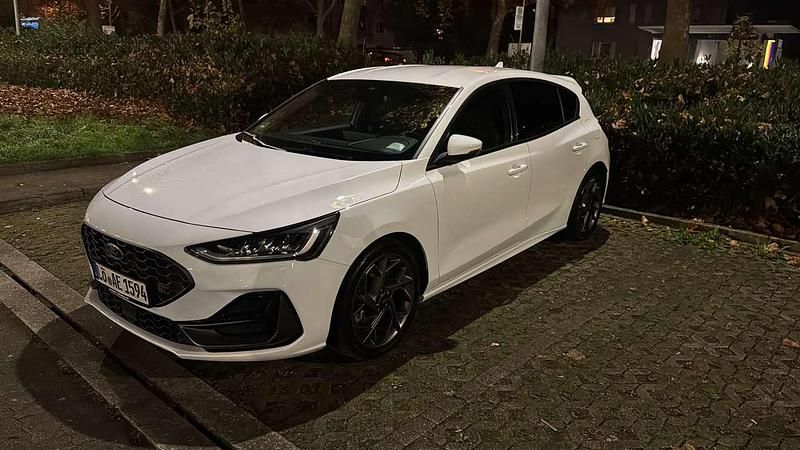 Gebraucht Ford Focus ST 280 PS (205 kW) 2022 Limousine