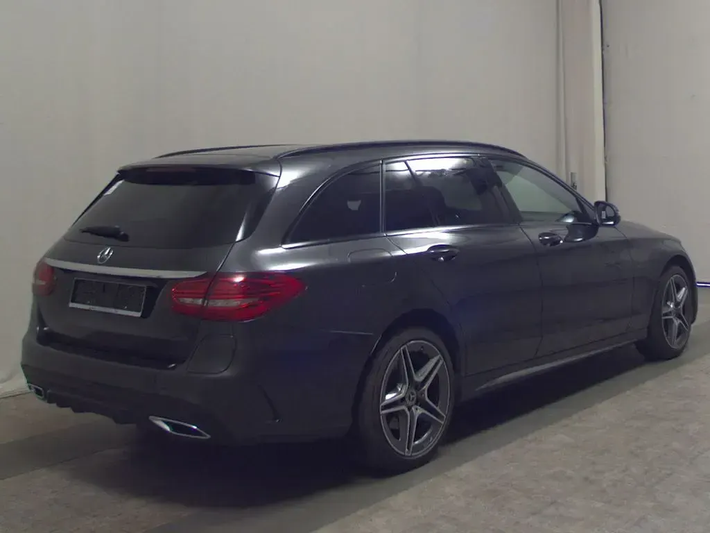 Gebraucht Mercedes C300e AMG line 306 PS (225 kW) 2019 Grau Limousine