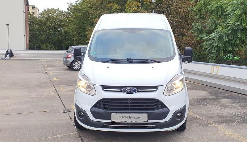 Gebraucht Ford Transit Custom 170 PS (125 kW) 2018 Weiß Van / Kleinbus