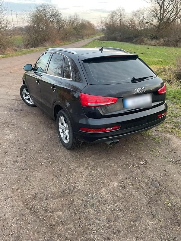 Gebraucht Audi Q3 Sport 150 PS (110 kW) 2016 Schwarz SUV