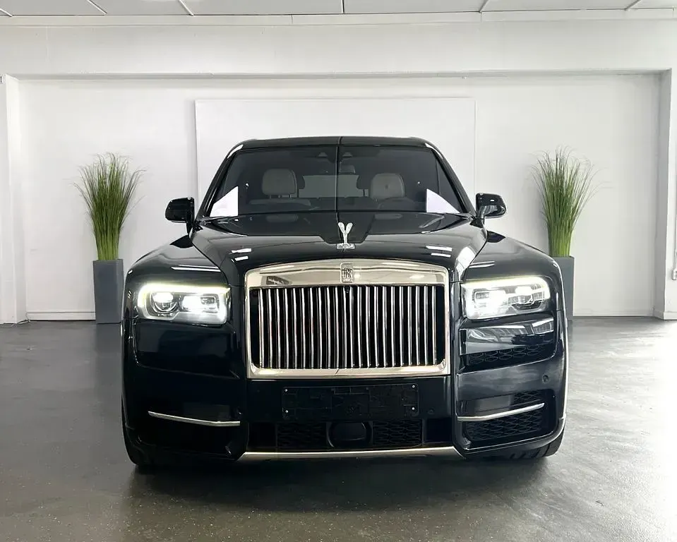 Gebraucht Rolls Royce Cullinan 571 PS (419 kW) 2018 Blau SUV