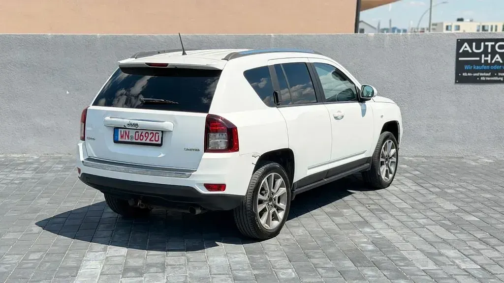 Gebraucht Jeep Compass Limited 163 PS (119 kW) 2013 Weiß SUV