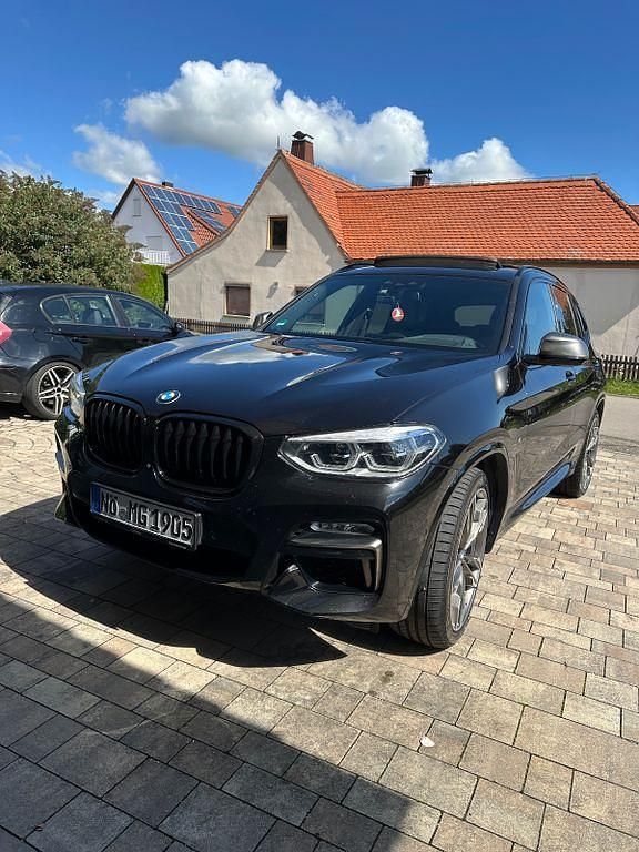 Schwarz Gebraucht 2018 BMW X3 Shadowline SUV | 42.390 € (Teuer) - Bild 1/4