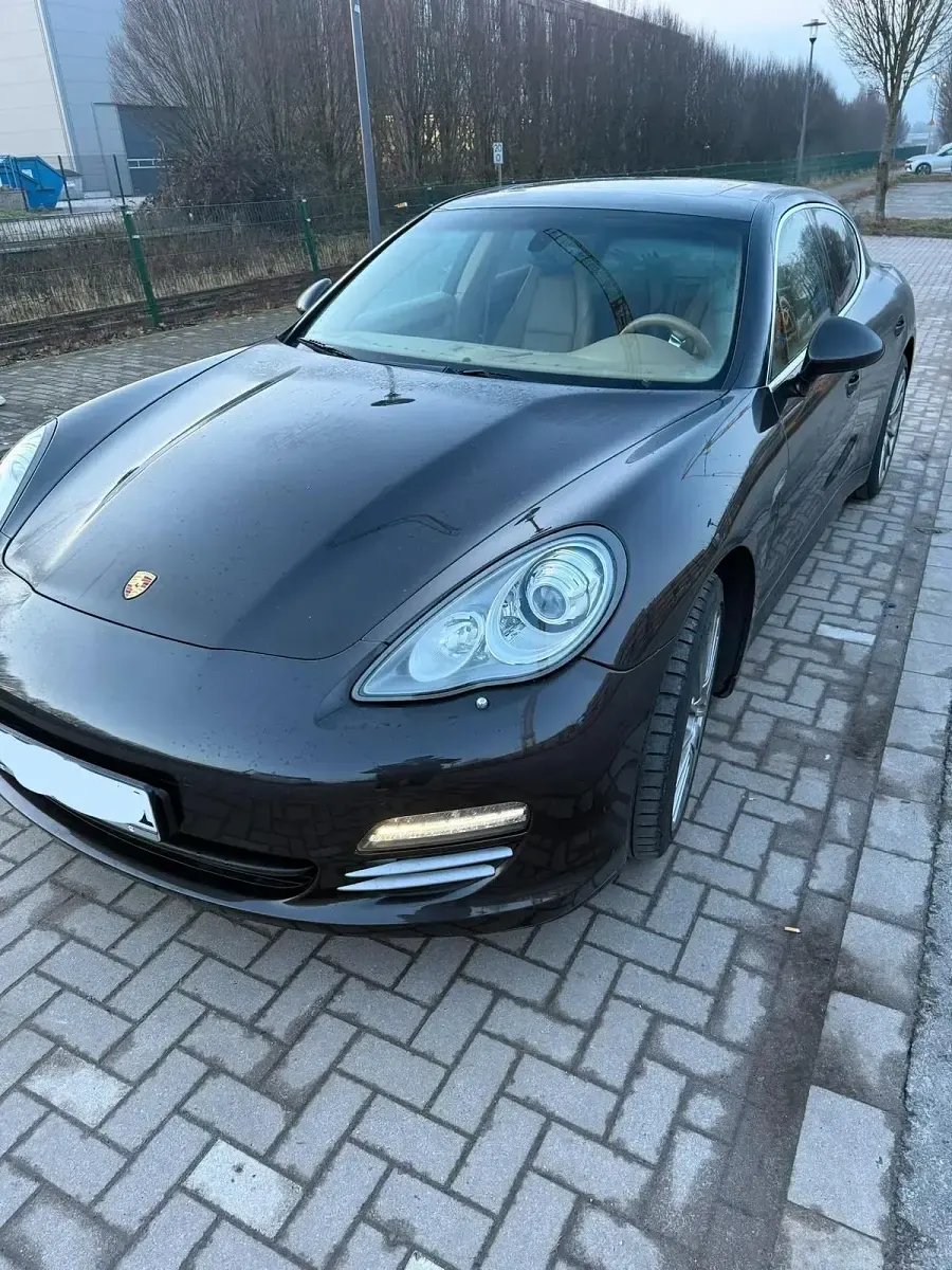Gebraucht Porsche Panamera 4S 400 PS (294 kW) 2010 Grau Kleinwagen