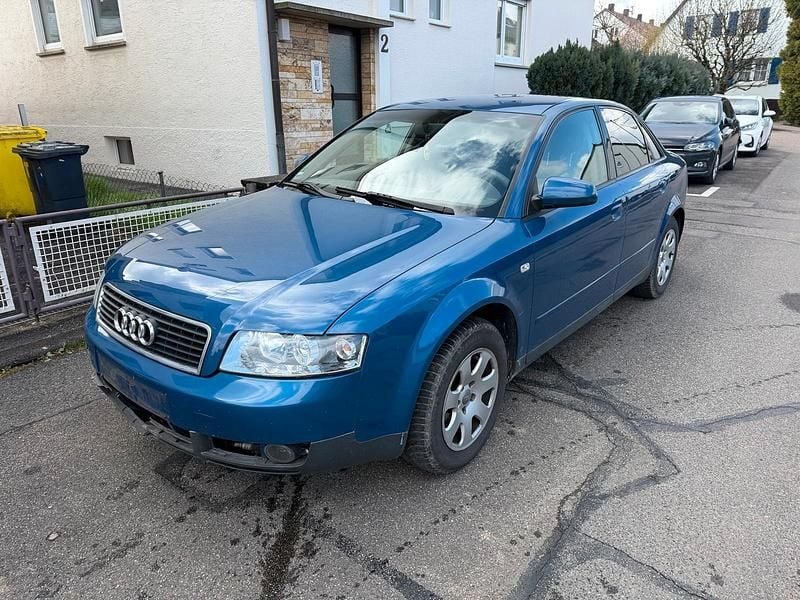 Gebraucht Audi A4 131 PS (96 kW) 2001 Blau Limousine
