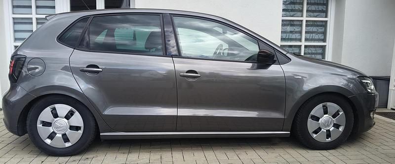 Grau Gebraucht 2012 VW Polo Kleinwagen | 4.500 € (Fairer Preis) - Bild 1/4
