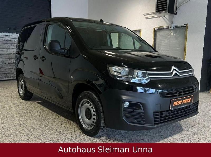 Schwarz Gebraucht 2020 Citroën Berlingo Van / Kleinbus | 10.990 € (Etwas zu teuer) - Bild 1/4