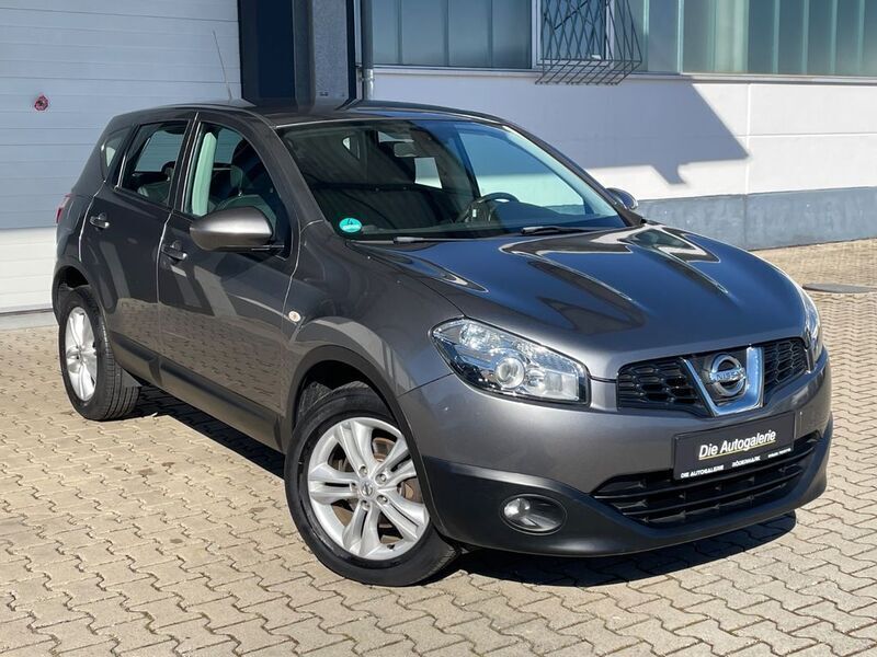 Grau Gebraucht 2012 Nissan Qashqai Acenta SUV | 8.490 € (Fairer Preis) - Bild 1/4