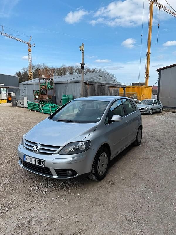 Gebraucht VW Golf V 122 PS (89 kW) 2008 Silber Kombi