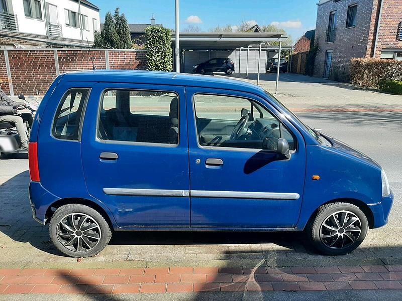 Gebraucht Opel Agila 44 PS (32 kW) 2004 Blau Van / Kleinbus