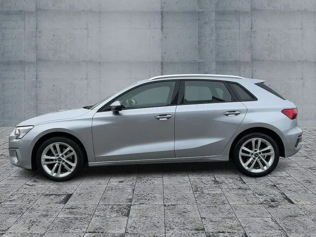 Gebraucht Audi A3 Advanced 150 PS (110 kW) 2022 Florettsilber metallic Limousine