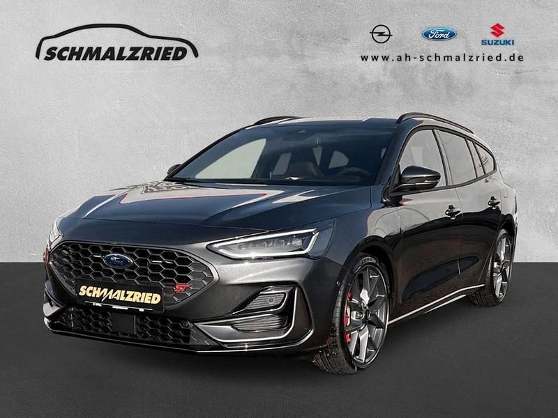 Magneticgrau (metallic) Gebraucht 2024 Ford Focus ST Kombi | 42.470 € (Fairer Preis) - Bild 1/4
