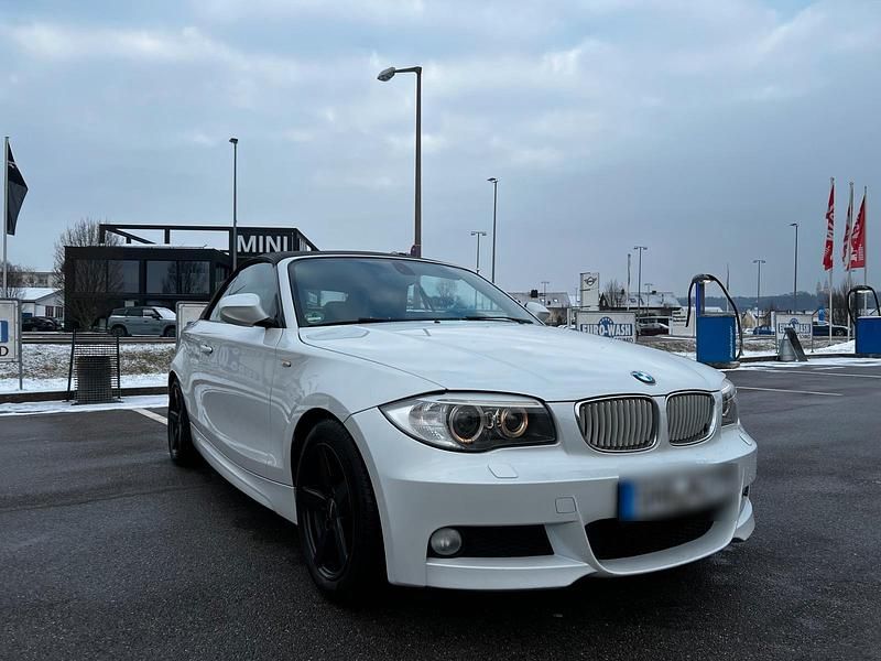 Gebraucht BMW 118 Cabriolet Advantage 143 PS (105 kW) 2013 Braun Cabrio