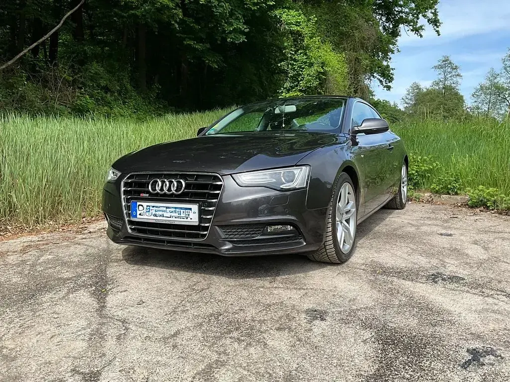 Second-hand Audi A5 Sport 190 CP (139 kW) 2016 Gri Coupe