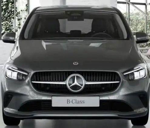 Gebraucht Mercedes B200 Progressive 163 PS (119 kW) 2025 Grau Van / Kleinbus
