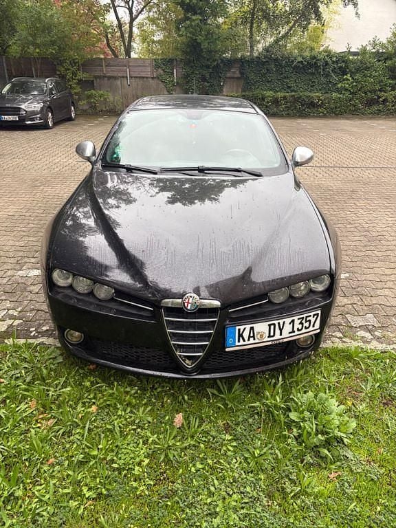 Schwarz Gebraucht 2008 Alfa Romeo 159 Ti Limousine | 2.500 € - Bild 1/4