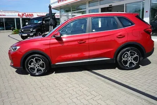Neu MG ZS Comfort 197 PS (144 kW) 2026 Rot SUV
